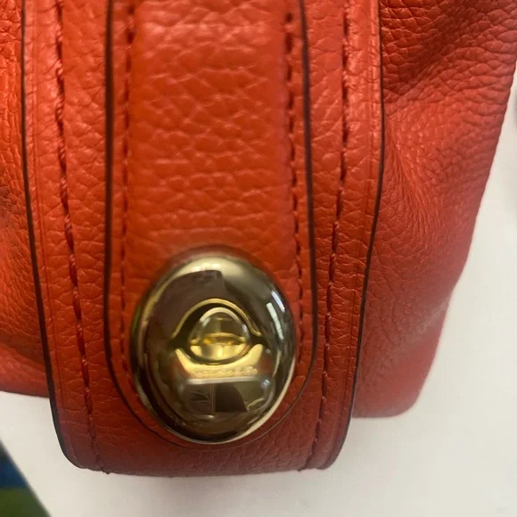 Coach Edie 31 Pebbled Leather Shoulder Tote in Bright Orange  Hang Tag & Dustbag - Picture 6 of 14